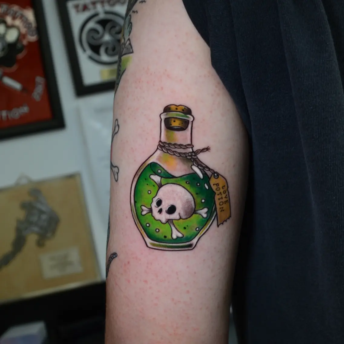 galerie tatuaje top notch tattoo roman - tatuaj watercolor